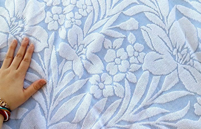 Jacquard-Woven Towel Blanket